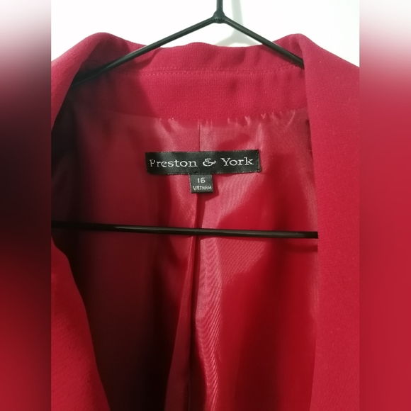 Preston & York red blazer size 16 - Picture 2 of 6